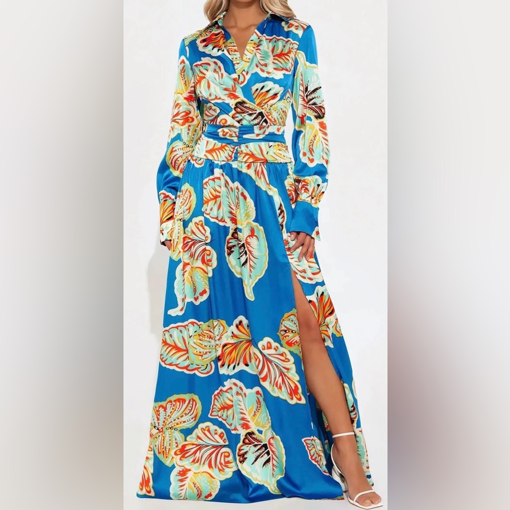 NWT Vibrant Blue Tropical Print Maxi Dress